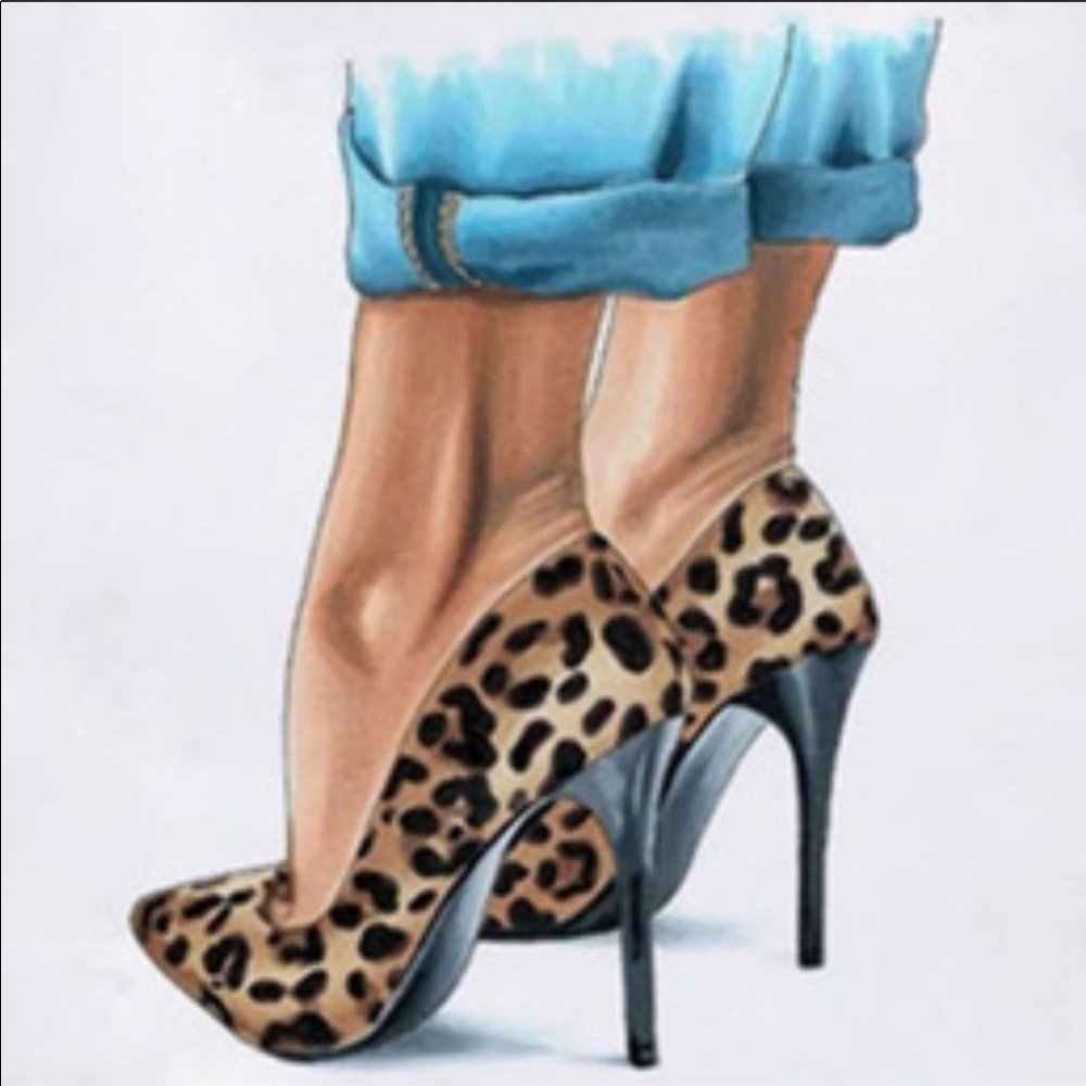 Leopard Stiletto heels graphic tee - Picture 7 of 7